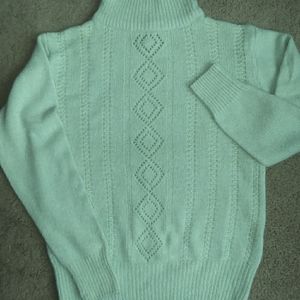 Like New Soft Silk/Angora Knit Blend Sweater